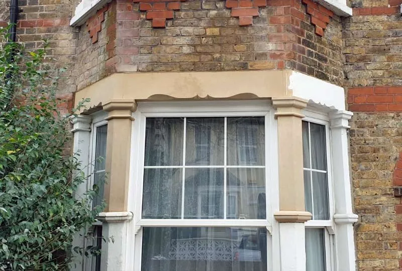 Bay window lintel installation