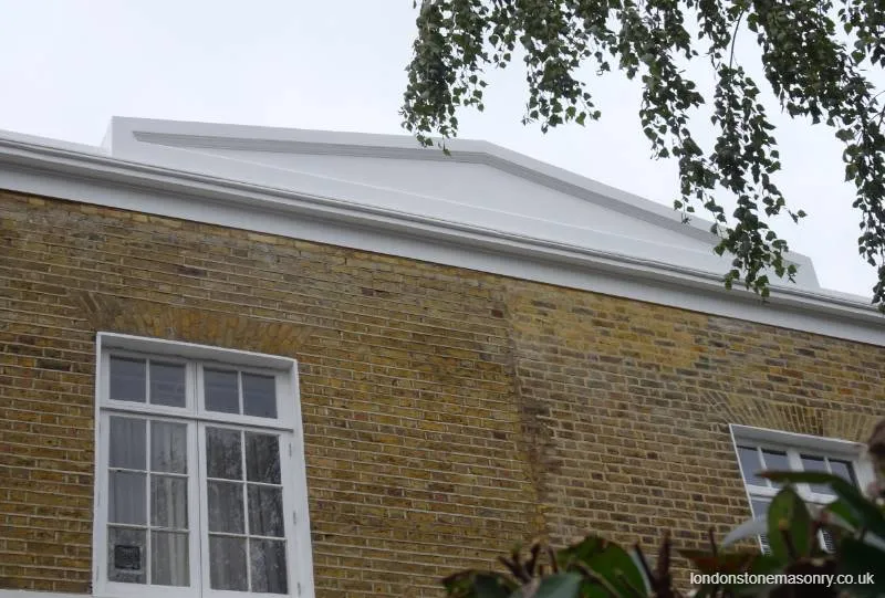 New stone pediment London